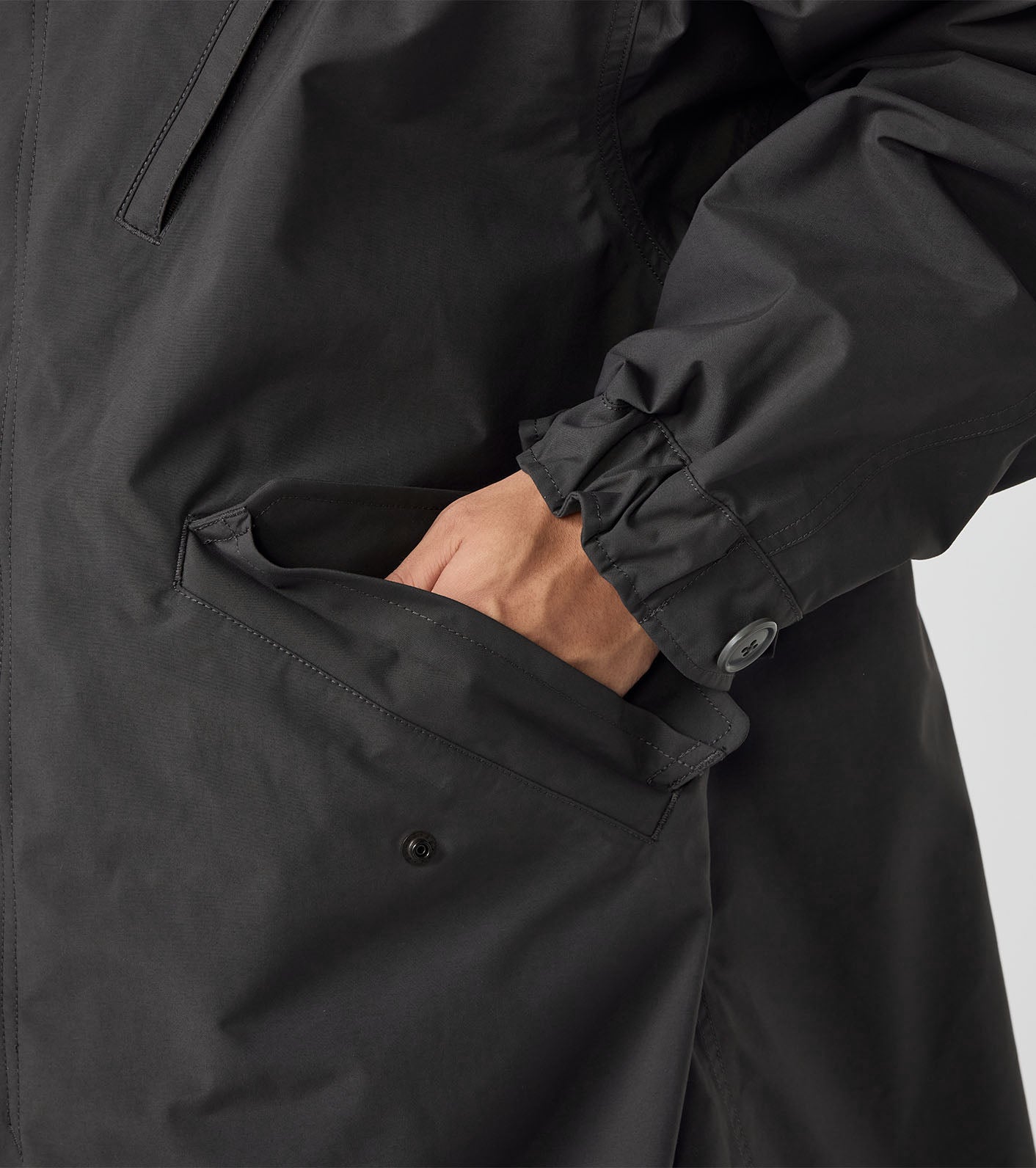 GORE-TEX Field Hooded Coat