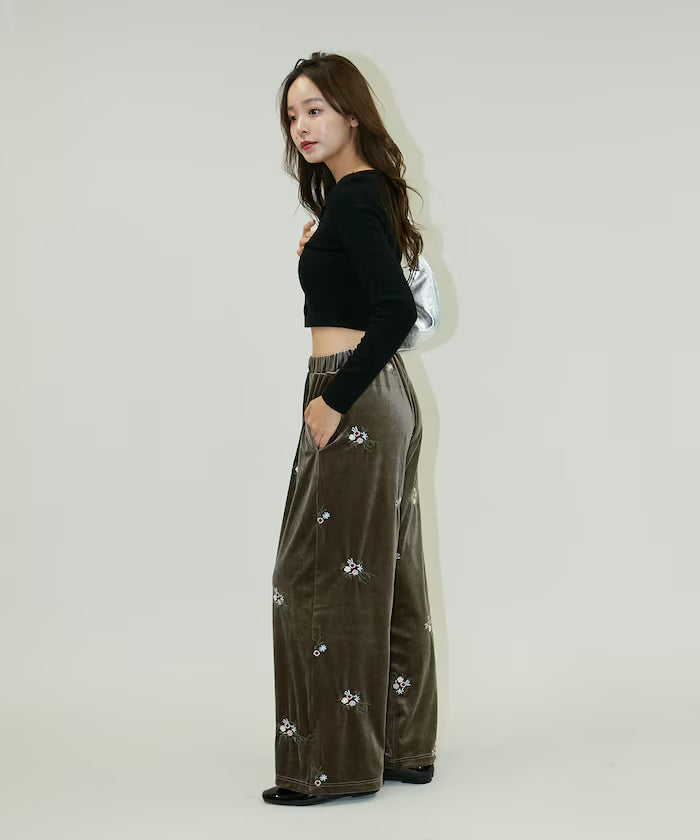 Flower Embroidery Velvet Easy Pants Limited Edition