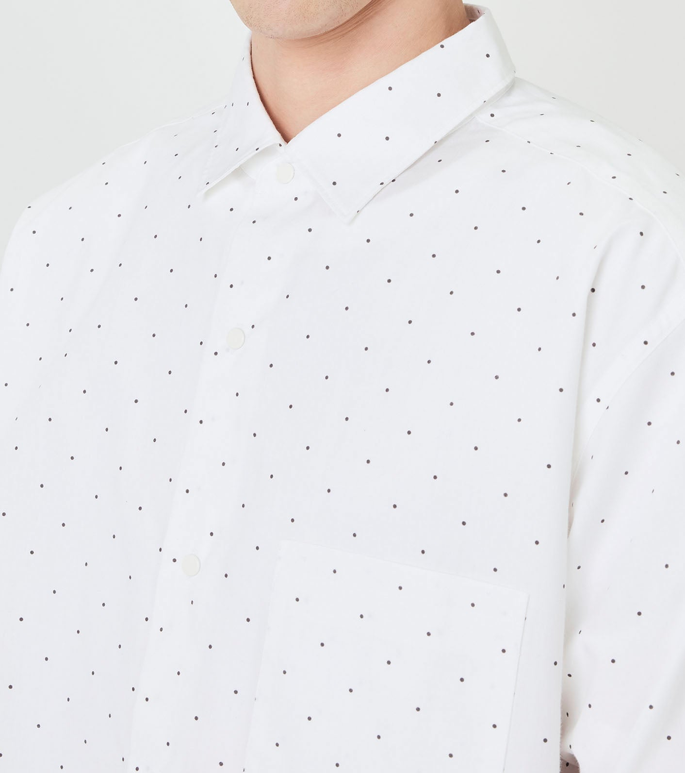 Regular Collar Dot Wind Shirt