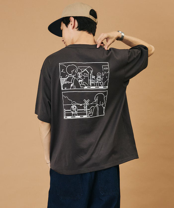 tombonia/Tombonia Back Print Crew Neck T-Shirt/Boy Meets Girl - Charcoal