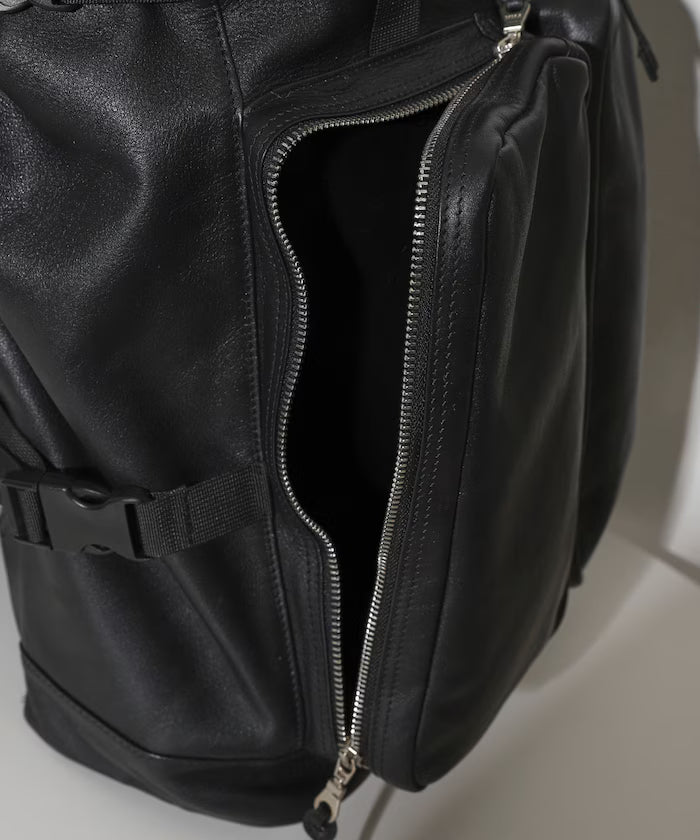 Leather Backpack L / Leather Backpack / Cowhide / Water-repellent Leather / with PC Sleeve