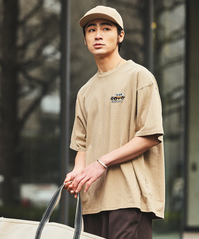 Relaxed Fit Land Cruiser 60 Back Print Short Sleeve Crew Neck T-Shirt