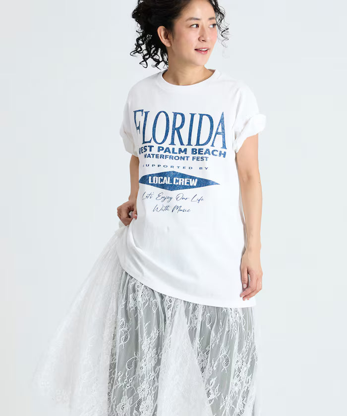 T-shirt lace docking one-piece
