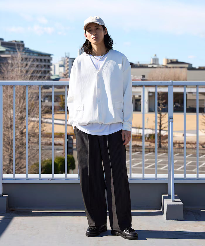 Wide Straight Silhouette One-Tuck Slack Pants