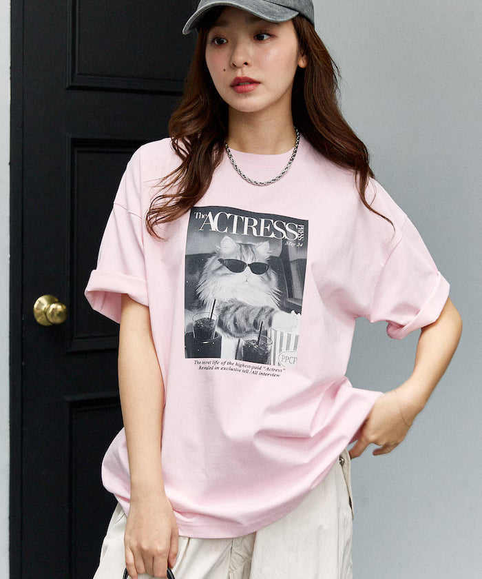 <Functional Material> MAGAZINE Cat Photo T-Shirt Limited Release