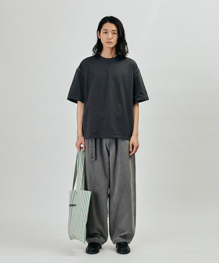 Boxy Silhouette Color Stitch Crew Neck T-Shirt