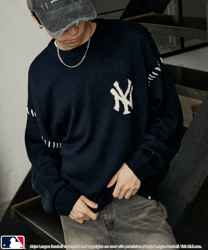 Custom Stitch Knit Pullover