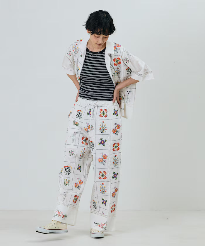 Patchwork Floral Embroidery Pants