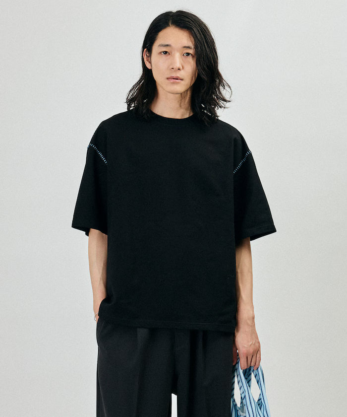 Boxy Silhouette Color Stitch Crew Neck T-Shirt