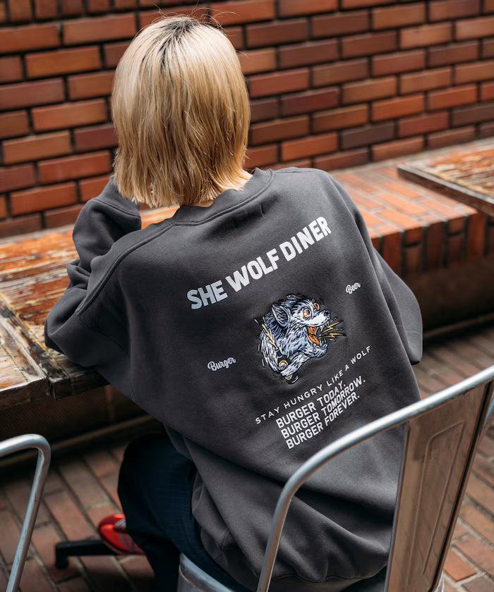 SHE WOLF DINER×FREAK'S STORE/She Wolf Diner Exclusive Big Silhouette Back Embroidered Crewneck Sweatshirt/WOLF [Limited Edition]