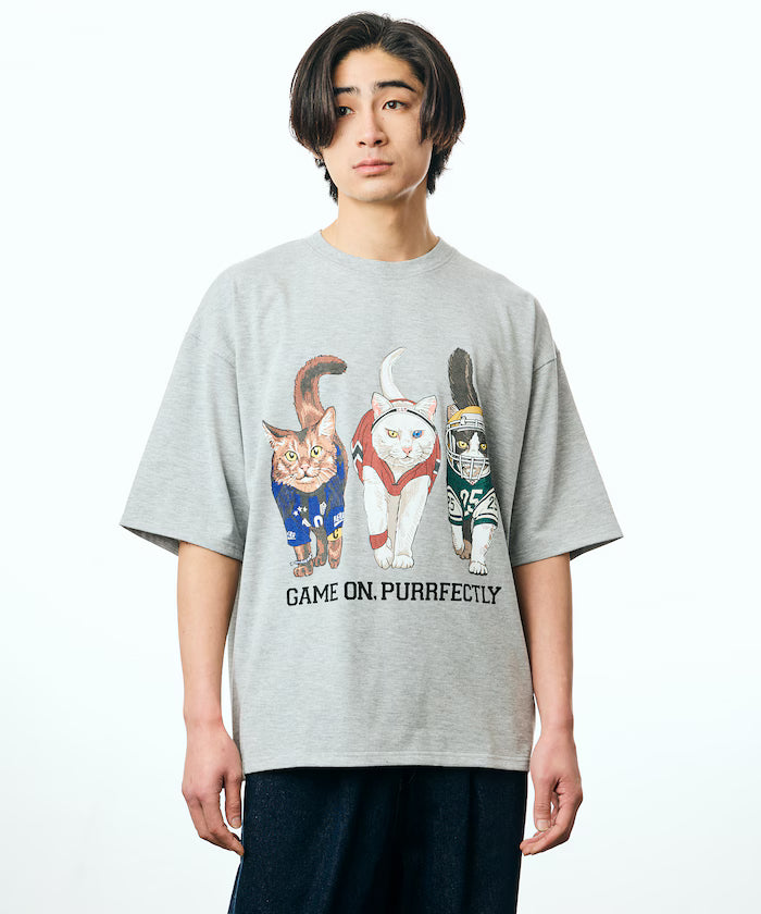 Limited Edition Big Silhouette Back Print T-Shirt THREE CATS