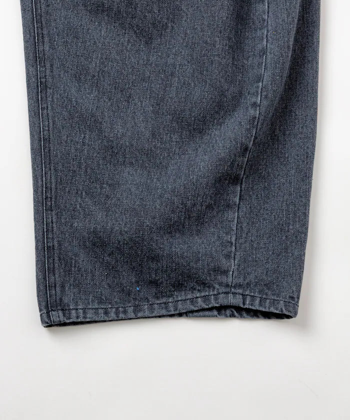 Wide Silhouette Curve Denim Pants One Wash