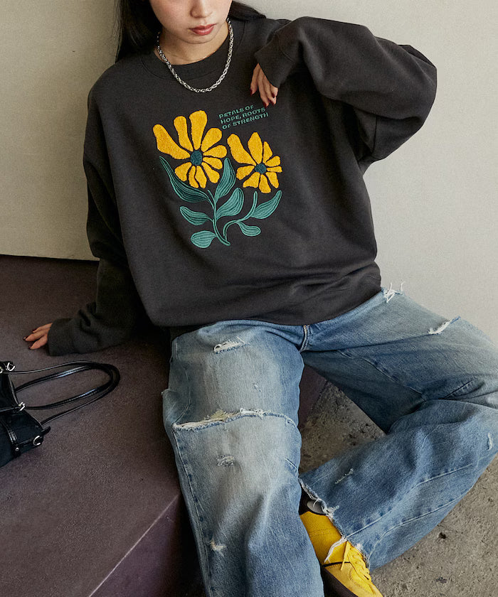 Daisy Embroidered Crew Sweat Limited Edition - Charcoal Gray
