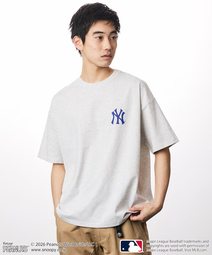PEANUTS×MLB Exclusive Big Silhouette Back Print T-Shirt / YANKEES 【Limited Edition】