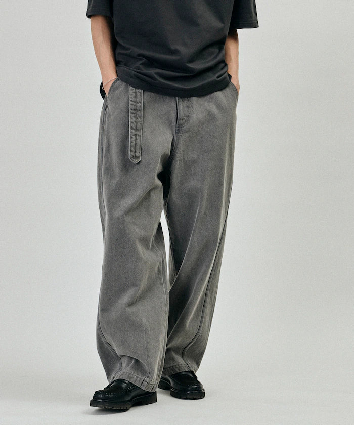 BELTED WIDE DENIM