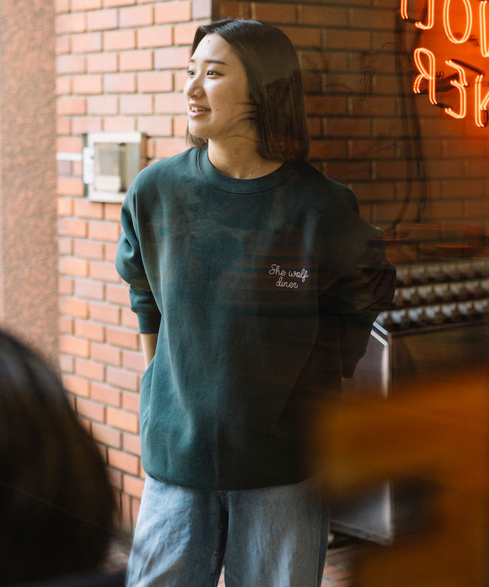 SHE WOLF DINER×FREAK'S STORE/She Wolf Diner Exclusive Big Silhouette Back Embroidered Crewneck Sweatshirt/WOLF [Limited Edition]