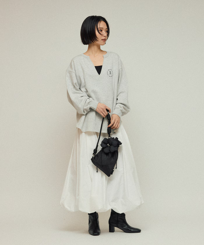 Organic Cotton V-Neck Embroidery Sweatshirt / Relaxed Fit / French Terry Sweatshirt