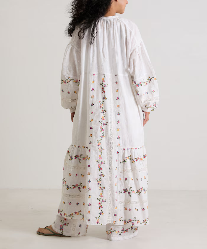 Dobby Floral Embroidery x Lace Dress