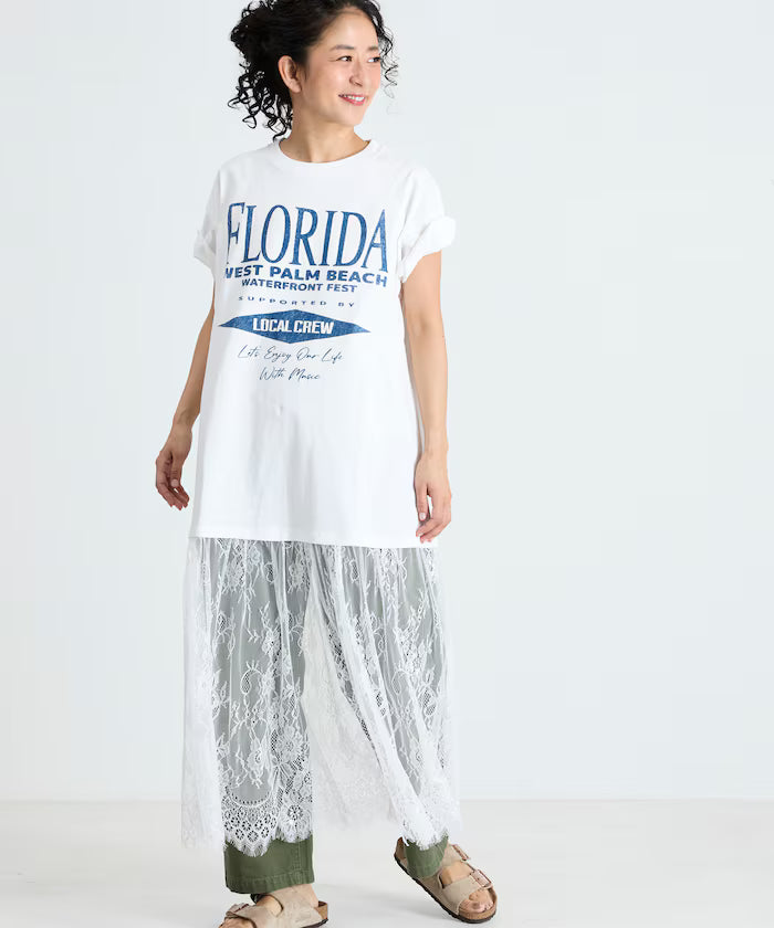 T-shirt lace docking one-piece