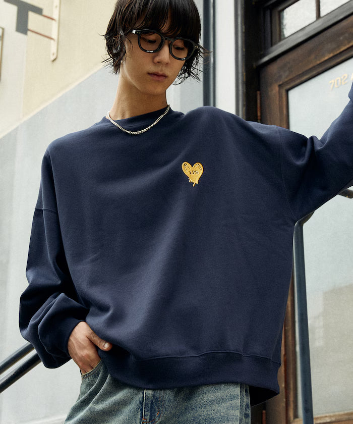 LOVE POP STUDIO HEART LOGO GRAPHIC SWEAT【Limited Edition】