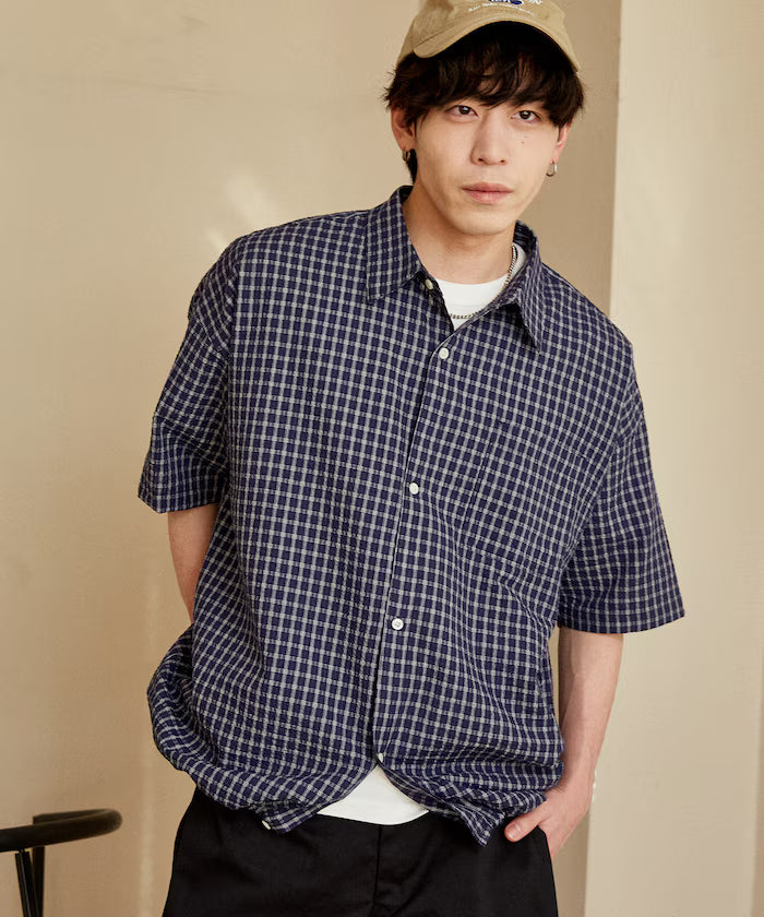 LOVE POP STUDIO Regular Color Half Sleeve Shirt Limited Edition