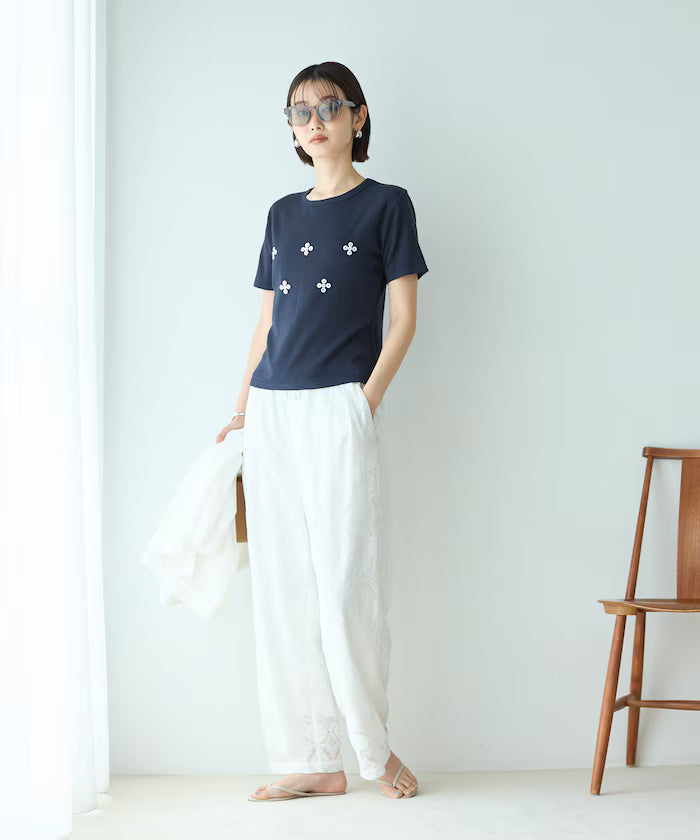 Shell Button Flower Motif Cotton Modal T-Shirt