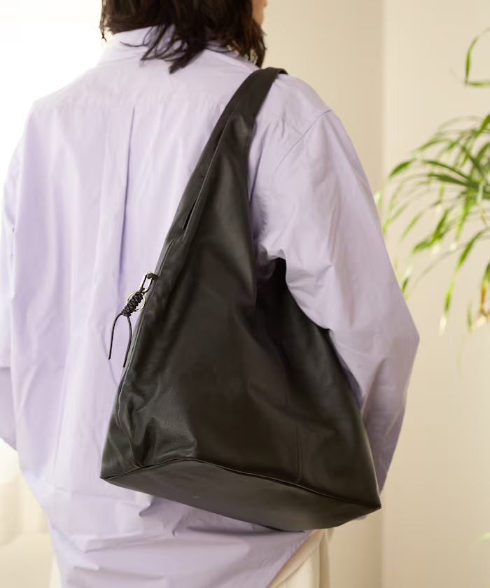 Big Leather Marche Bag / Big Leather Marche Bag / Cowhide / Water-resistant leather