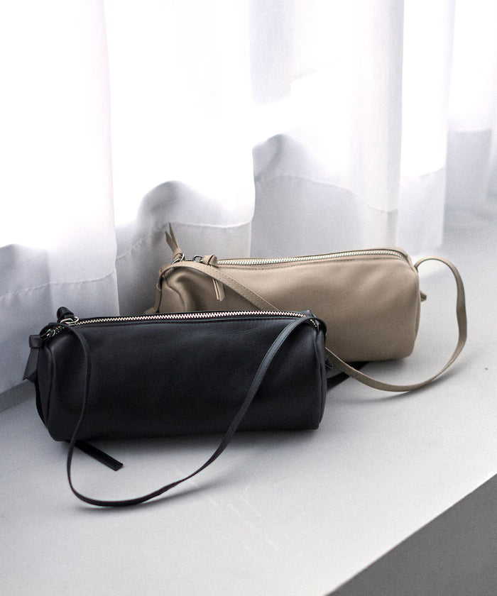 Leather Roll Boston Bag / Cowhide / Water-Repellent Leather