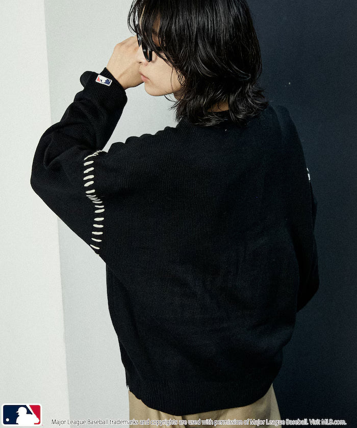 Custom Stitch Knit Pullover