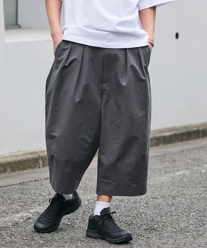 Limited Release Drymix(R) Dry Mix Wide Silhouette Tuck Three Quarter Pants Quick Dry UV Cut