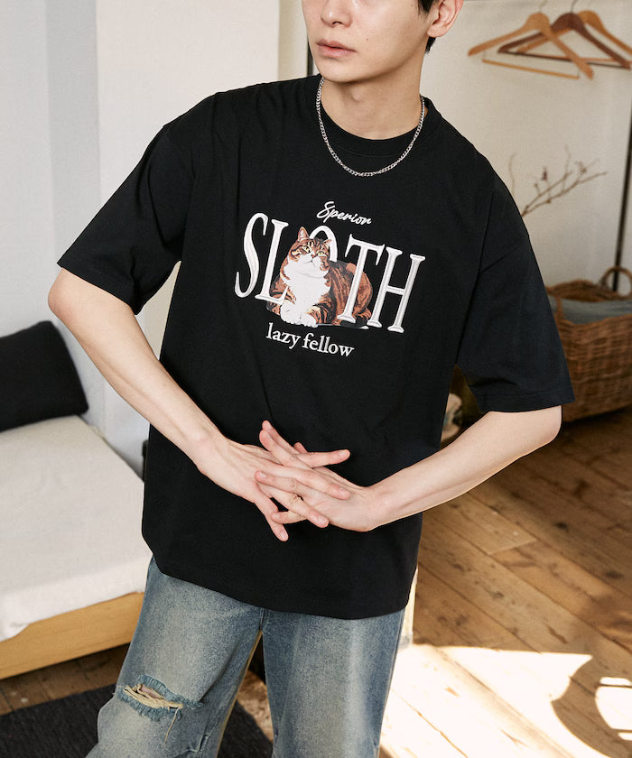 <Functional Material> SLOTH Embroidered Cat T-Shirt Limited Edition