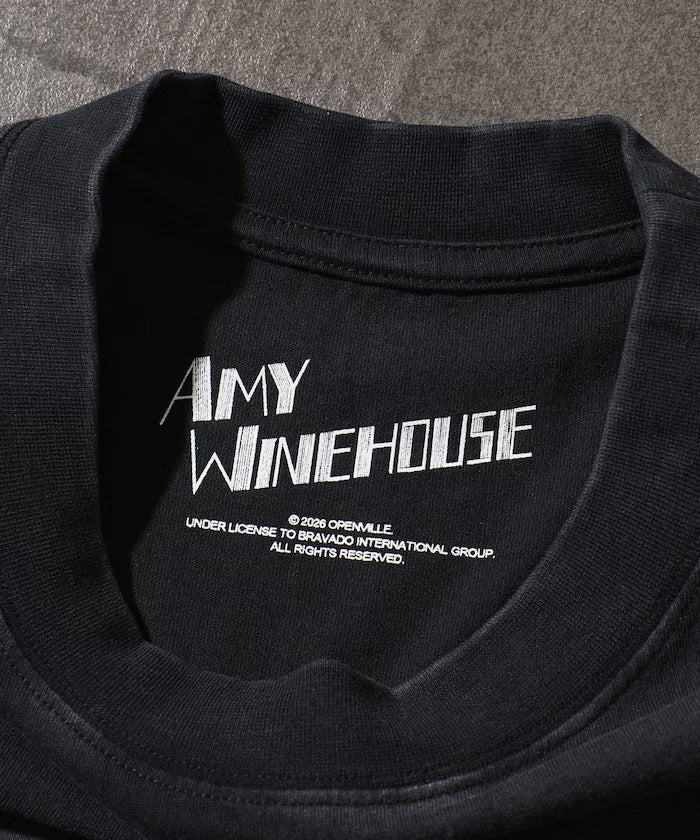 【EXCLUSIVE】 Amy Winehouse / Amy Winehouse Graphic Crew Neck T-Shirt