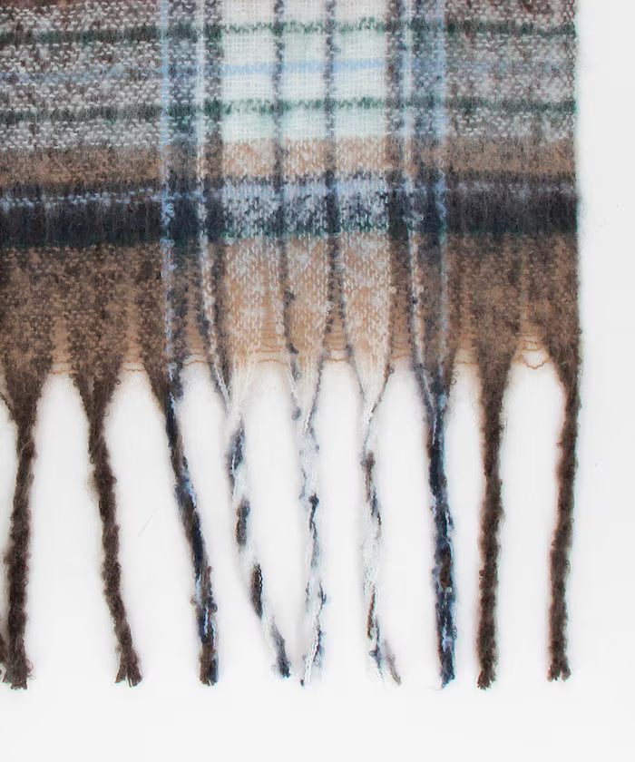 Checkered Volume Scarf