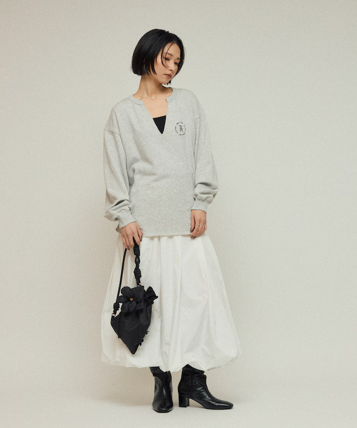 Organic Cotton V-Neck Embroidery Sweatshirt / Relaxed Fit / French Terry Sweatshirt