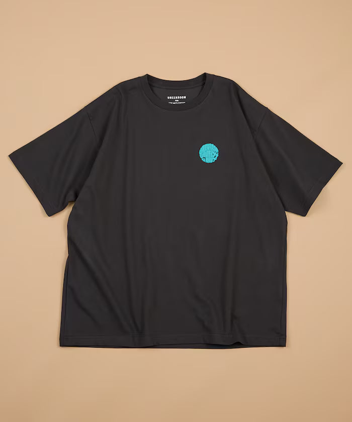 GREENROOM GALLERY × FREAK'S STORE / Green Room Gallery Exclusive Kevin Butler Short Sleeve T-Shirt