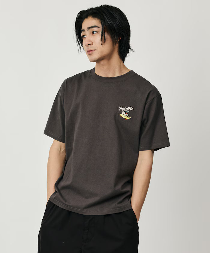 Relaxed Fit Back Embroidery Design Crew Neck T-Shirt / Dog 【Limited Edition】