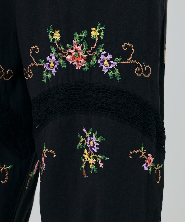 India Flower Cross Embroidery Lace Pants