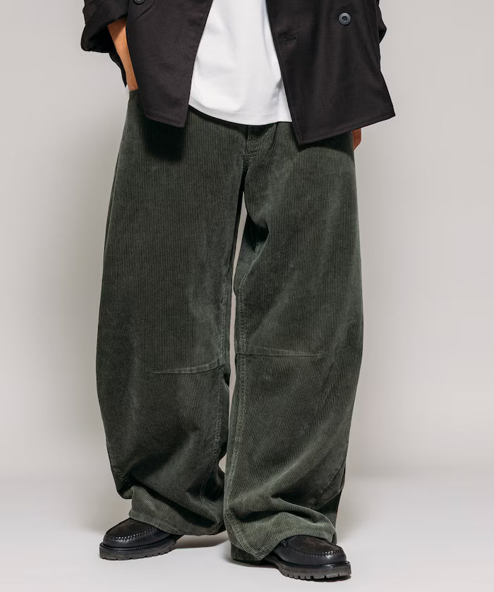 Wide Silhouette One Wash Curve Corduroy Pants