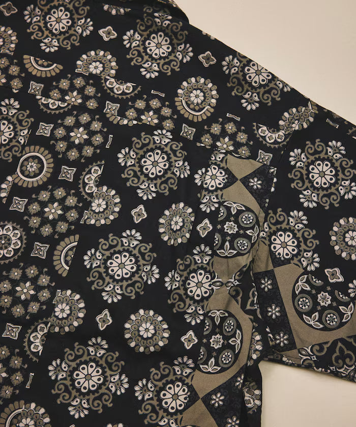 [New color added] Indian-made Relaxed Fit Batik Pattern Print Open Collar Shirt Short Sleeve Small Pattern