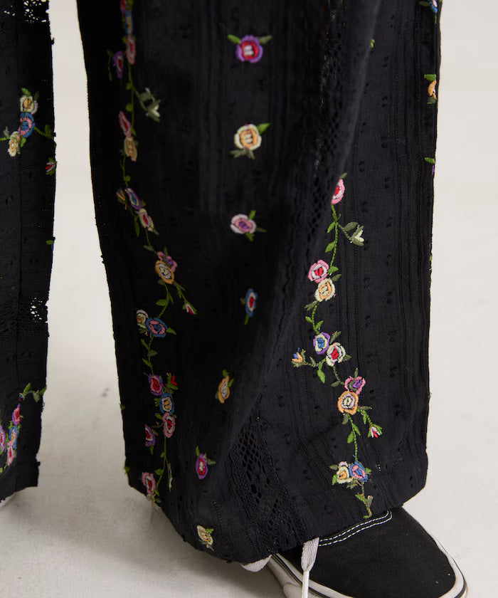 Dobby Floral Embroidery x Lace Pants
