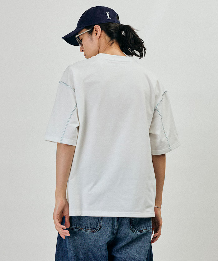 Boxy Silhouette Color Stitch Crew Neck T-Shirt