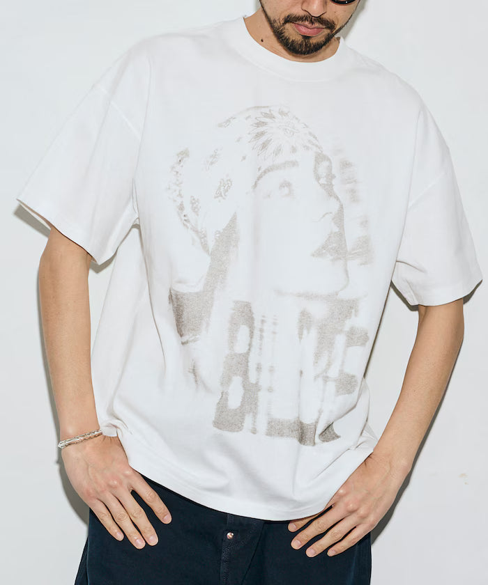 【EXCLUSIVE】BILLIE EILISH Blohsh LOGO S/S Tee / Billie Eilish Blosh Logo Print T-Shirt