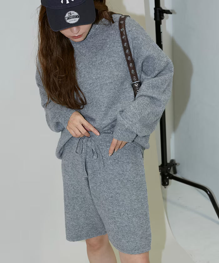 Knit Top Short Pants Set Up Limited Edition - Gray