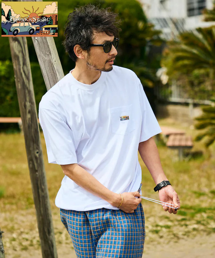 FREAK'S STORE for BEACH & FES Relax Fit One Point Logo Spindle Pocket T-shirt - White
