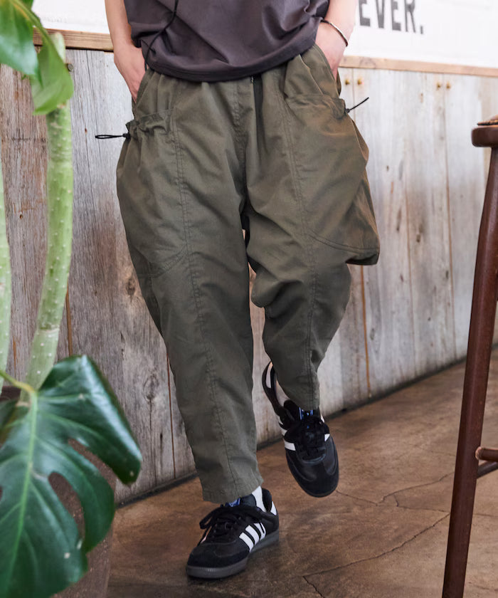 Wide Silhouette Barrel Leg Pocket Code Easy Cargo Pants [Limited Edition]