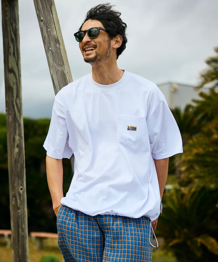 FREAK'S STORE for BEACH & FES Relax Fit One Point Logo Spindle Pocket T-shirt