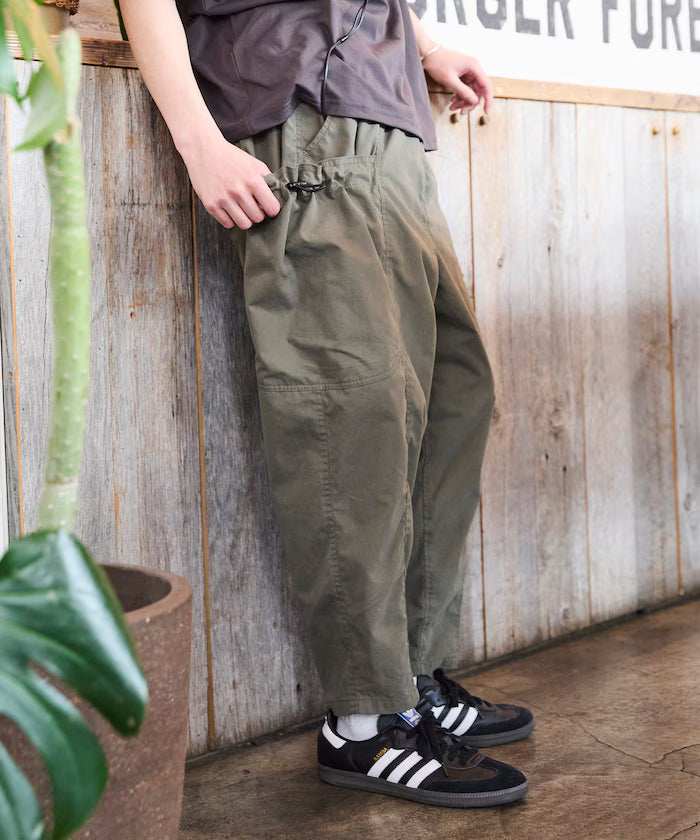 Wide Silhouette Barrel Leg Pocket Code Easy Cargo Pants [Limited Edition]