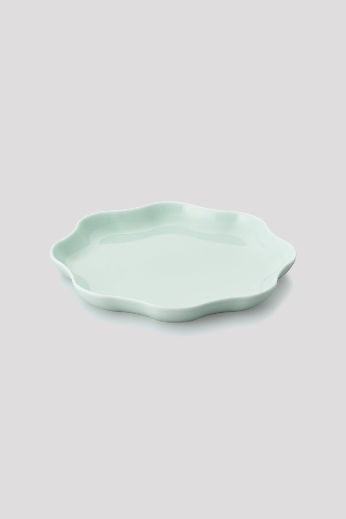 PORCELAIN POTTERY PLATE MEDIUM - CLEARLY AQUA