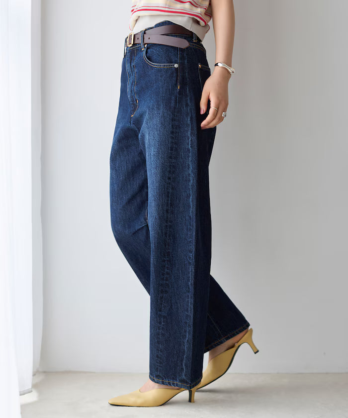 [March 11, 12:00 release] Heart Studs Curvy Denim / Wide Silhouette