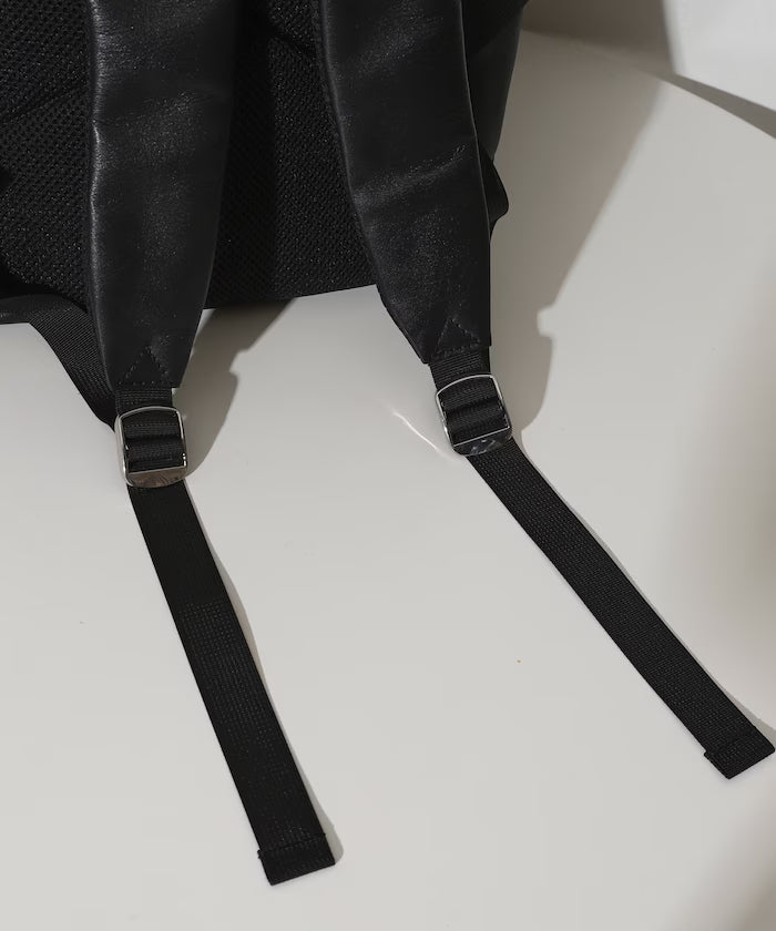 Leather Backpack L / Leather Backpack / Cowhide / Water-repellent Leather / with PC Sleeve